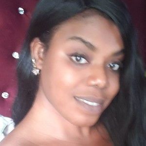 Meet your Posher, Nadine